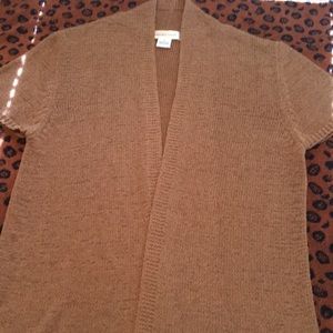 Short sleeve sweater